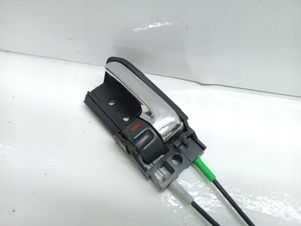 SCHLOSS LINKS VORNE 6 PIN TOYOTA AVENSIS II T25 Product image