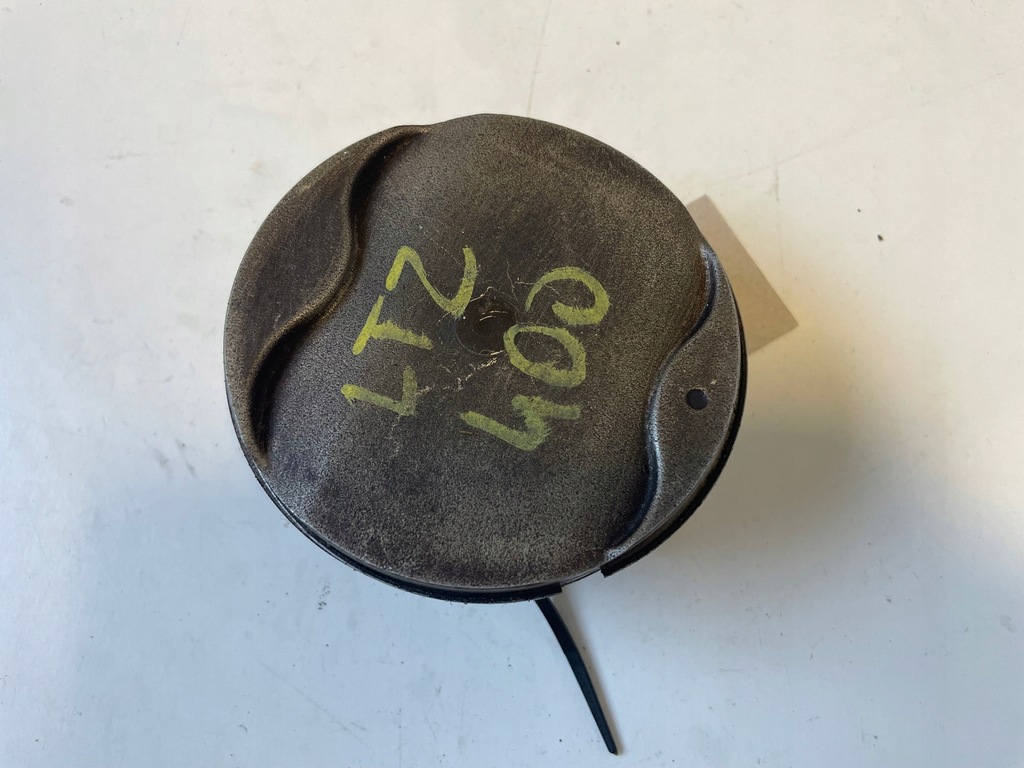 Suzuki LTZ 400 Kolben mit Ringen Product image