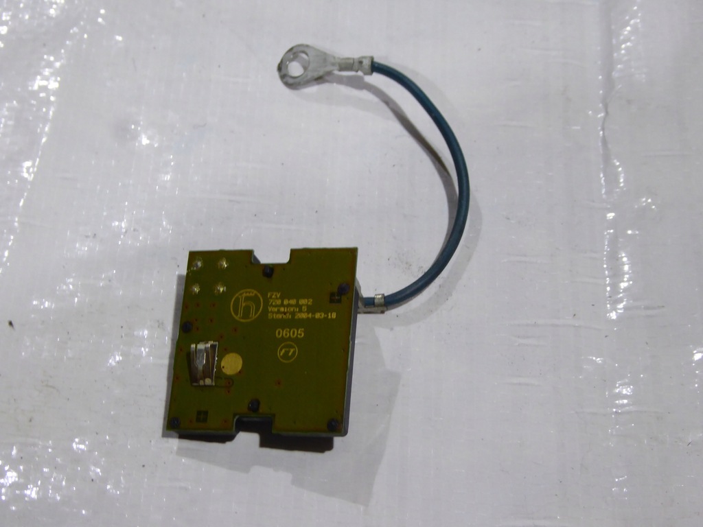 ANTENNENVERSTÄRKER AUDI A6 C6 4F0 LIMOUSINE 4F5035225P Product image