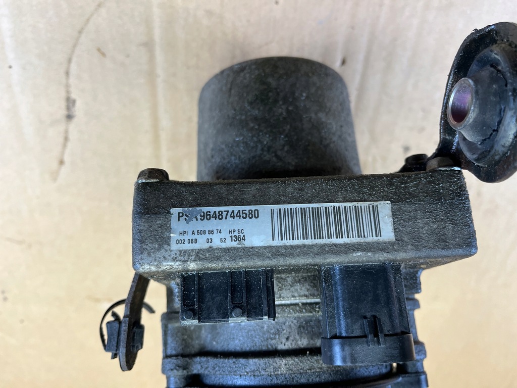 Peugeot 307 Citroen C4 Servolenkungspumpe 9648744580 PSi A5088674 Product image