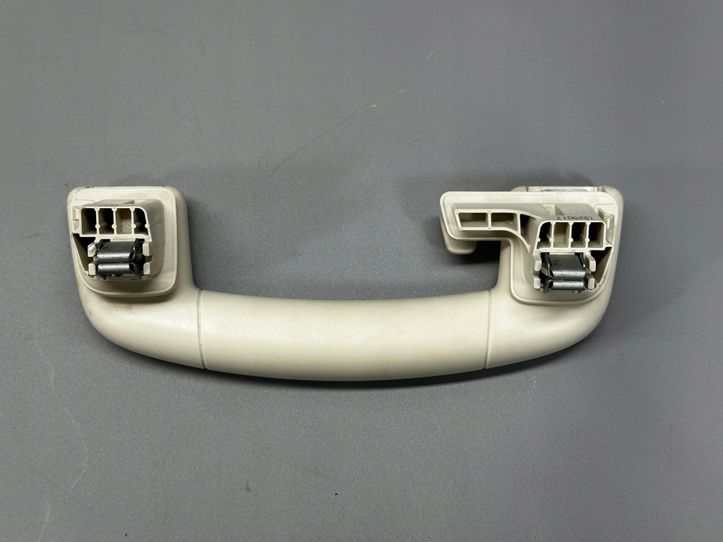 VW PASSAT B8 GRIFF DACHLINIE GRIFF HINTEN ST.TROPEZ 3G0857643B Product image