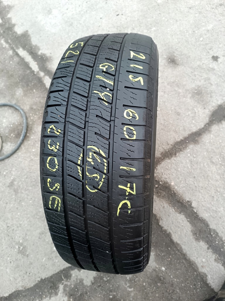 215/60R17 17C Ganzjahres-Winterreifen GOODYEAR Cargo Vector 2 21r 5mm Legnica Product image