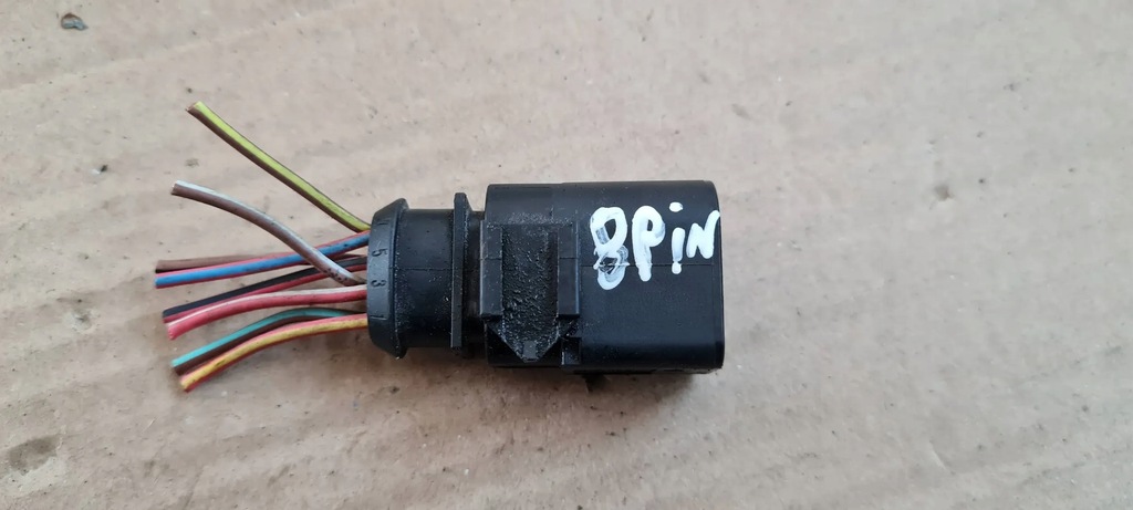 A5 8W STECKER CUBE 1J0973814 VW AUDI A4 B9 8W A5 Q7 4M Q5 80A Product image