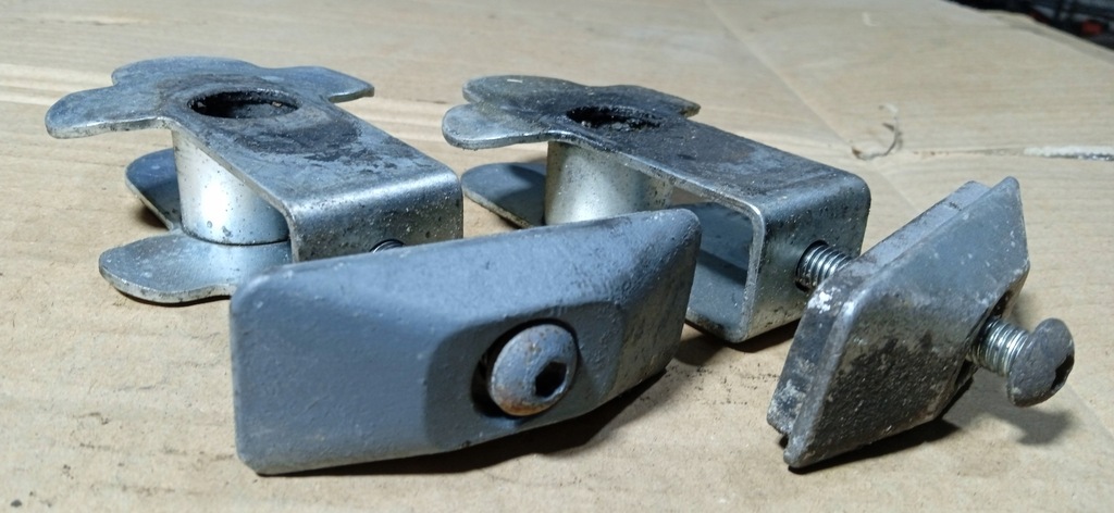Suzuki GSF 600 1200 Bandit Spanner Kettenspannung Hinterrad Product image