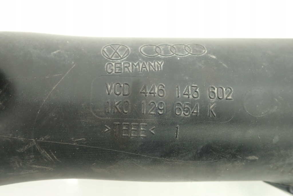 VW SEAT AUDI LADELUFTKÜHLERROHR 1K0129654K Product image