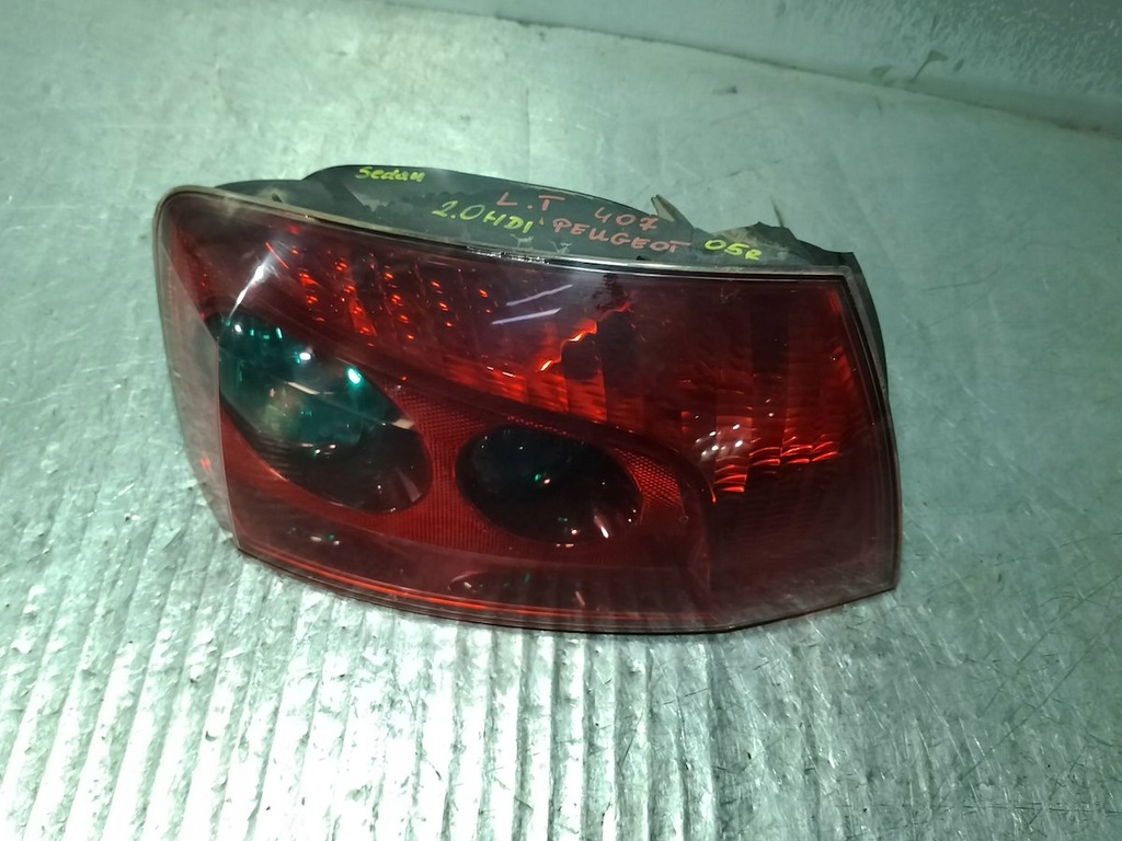 HECKLEUCHTE LINKS PEUGEOT 407 9656606380 SEDAN Product image