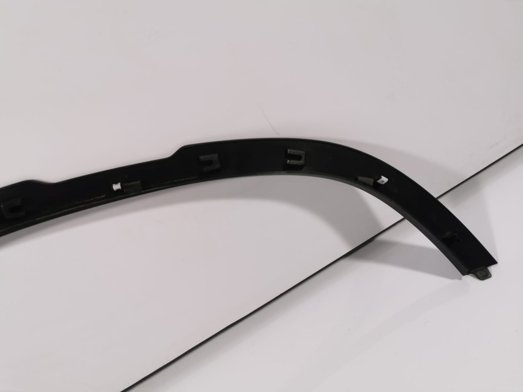FENDER STRIP RECHTS HINTEN LAND ROVER DEFENDER Product image