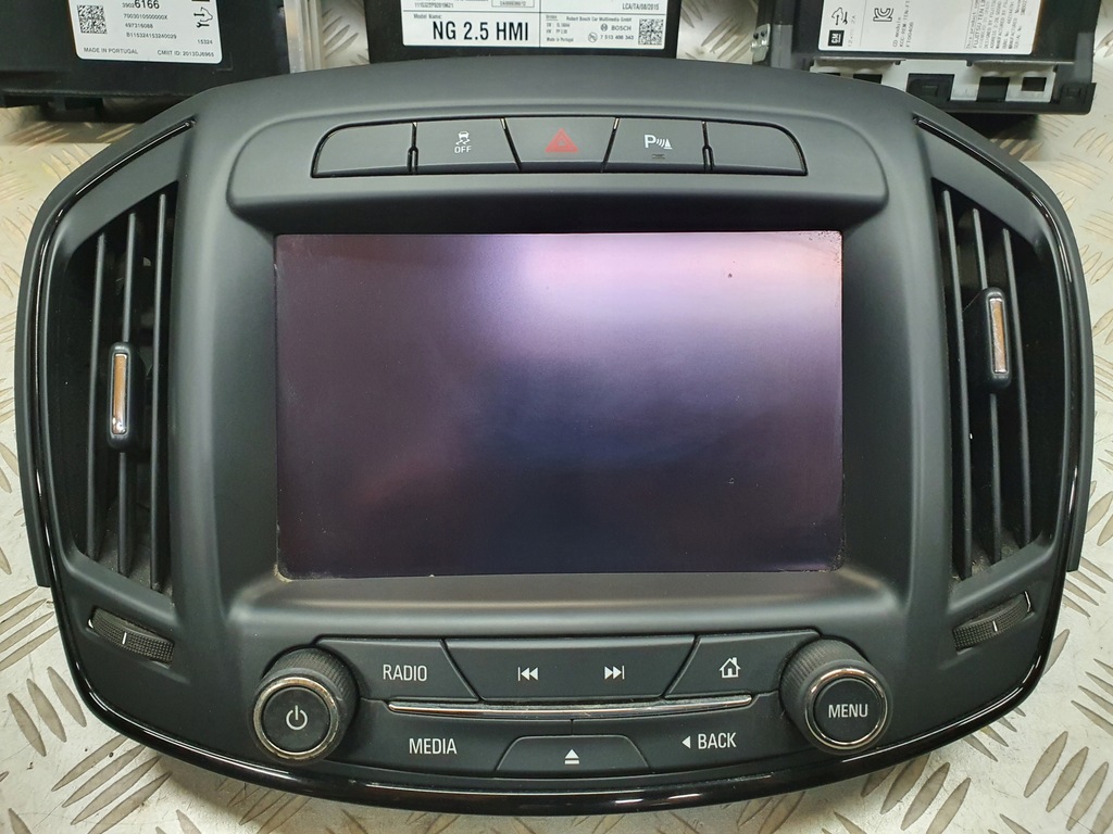 RADIO HMI 2.5 NAVIGATION INSIGNIA A LIFT CAR PLAY Product image