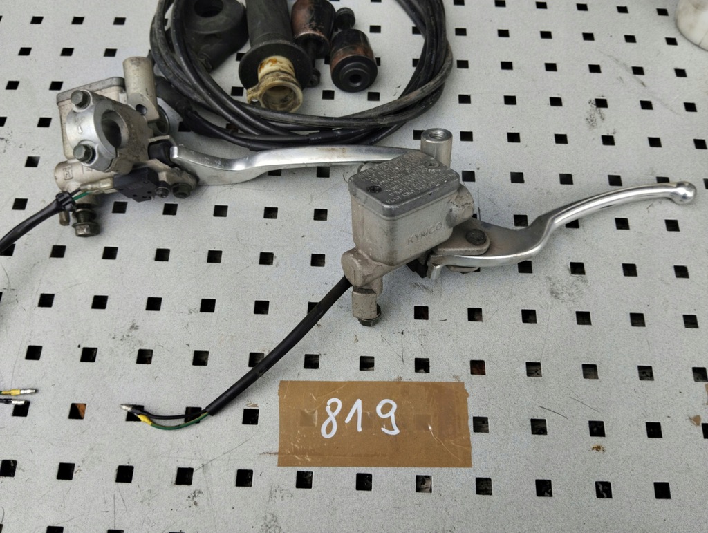 KYMCO GTI 300 und BREMSPUMPENKABEL Product image