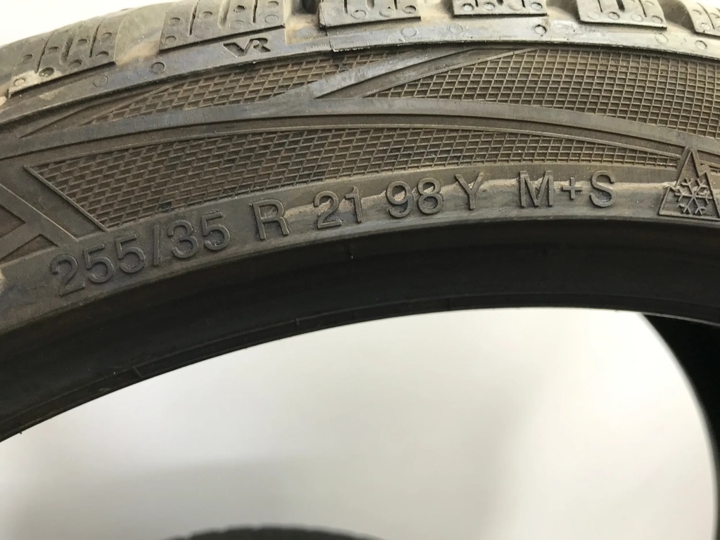 4 x VREDESTEIN WINTERREIFEN 255/35R21 98Y 2022 (2922) 7mm NACH EINEM WINTER Product image