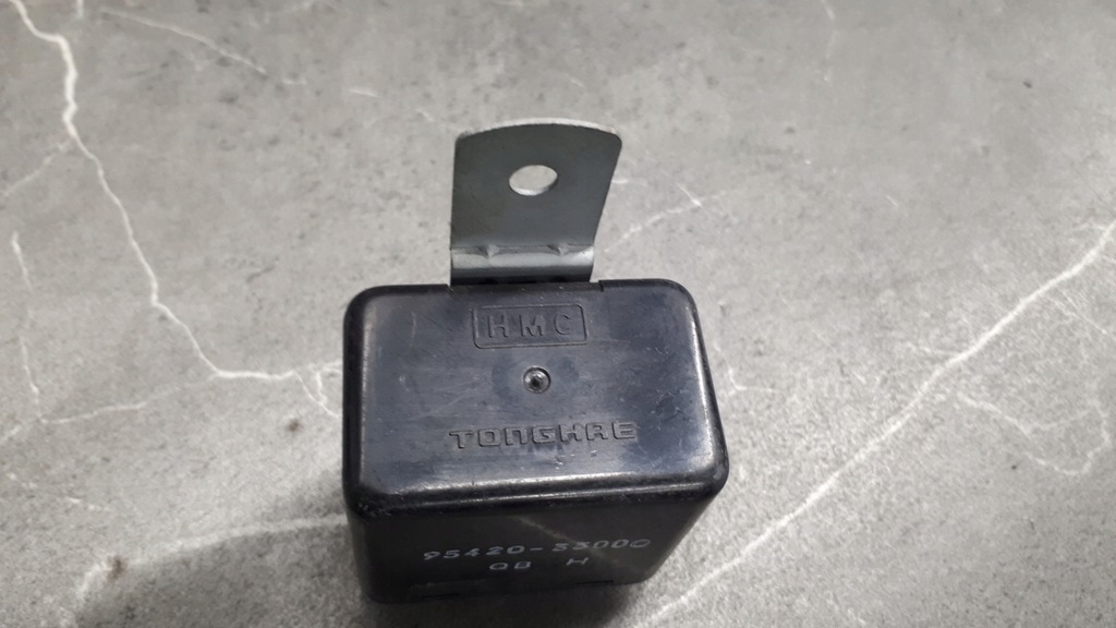 95420-33000 Hyundai Accent II Relais Product image