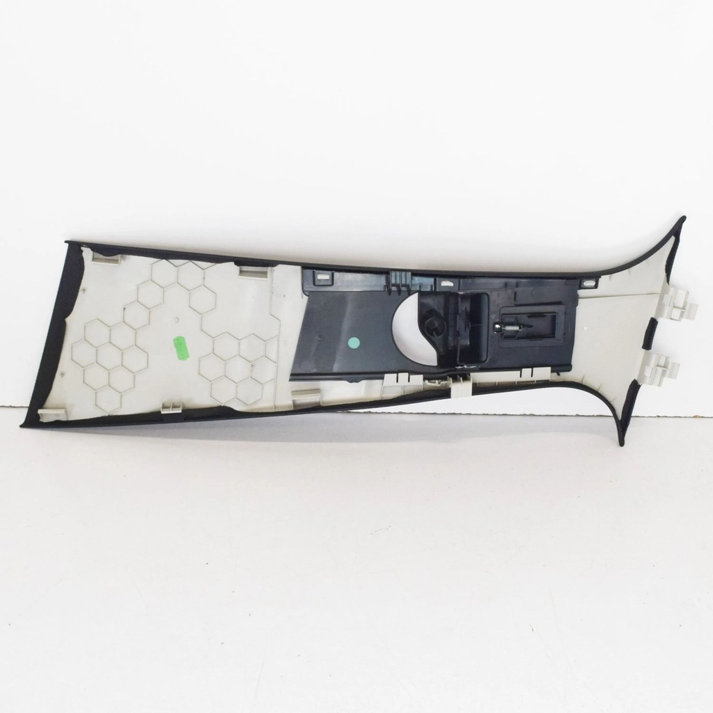 Mercedes-Benz C W205 2014 Rechte Seite Upper Cover / B Product image