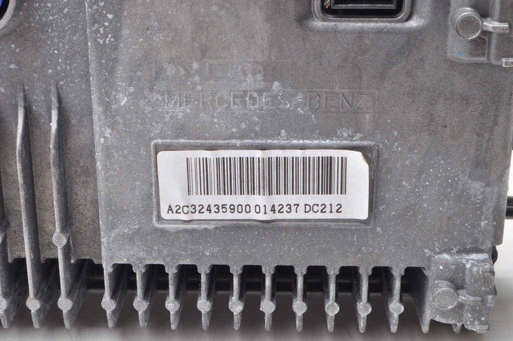 MERCEDES W212 LIFT DISPLAY NAVIGATIONSBILDSCHIRM A2129014606 Product image