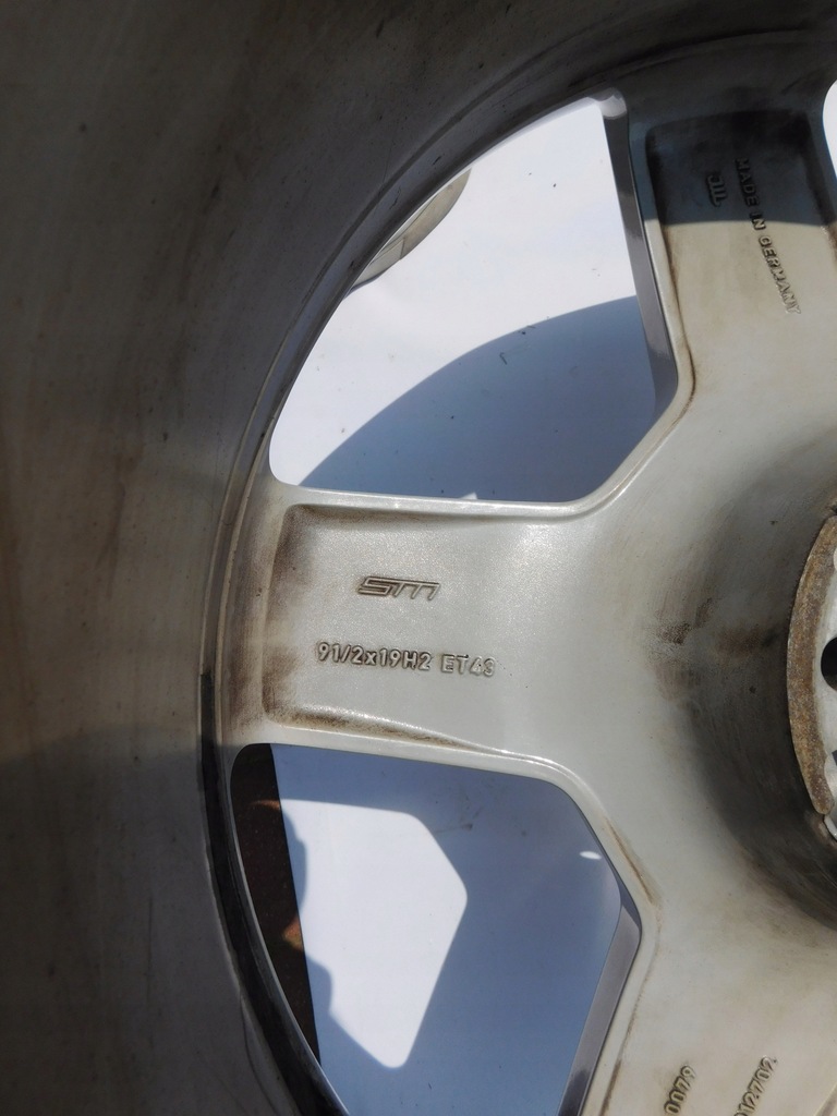 Mercedes W221 AMG Felgen A2214012602 A2214012702 Product image