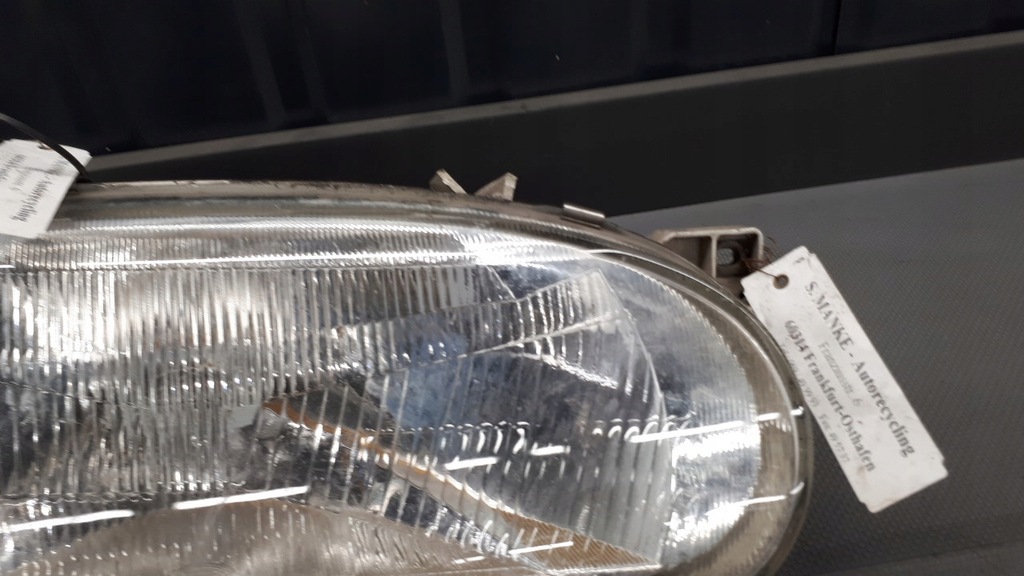 138862-00 Rechte Scheinwerfer VW Golf III Hella Product image