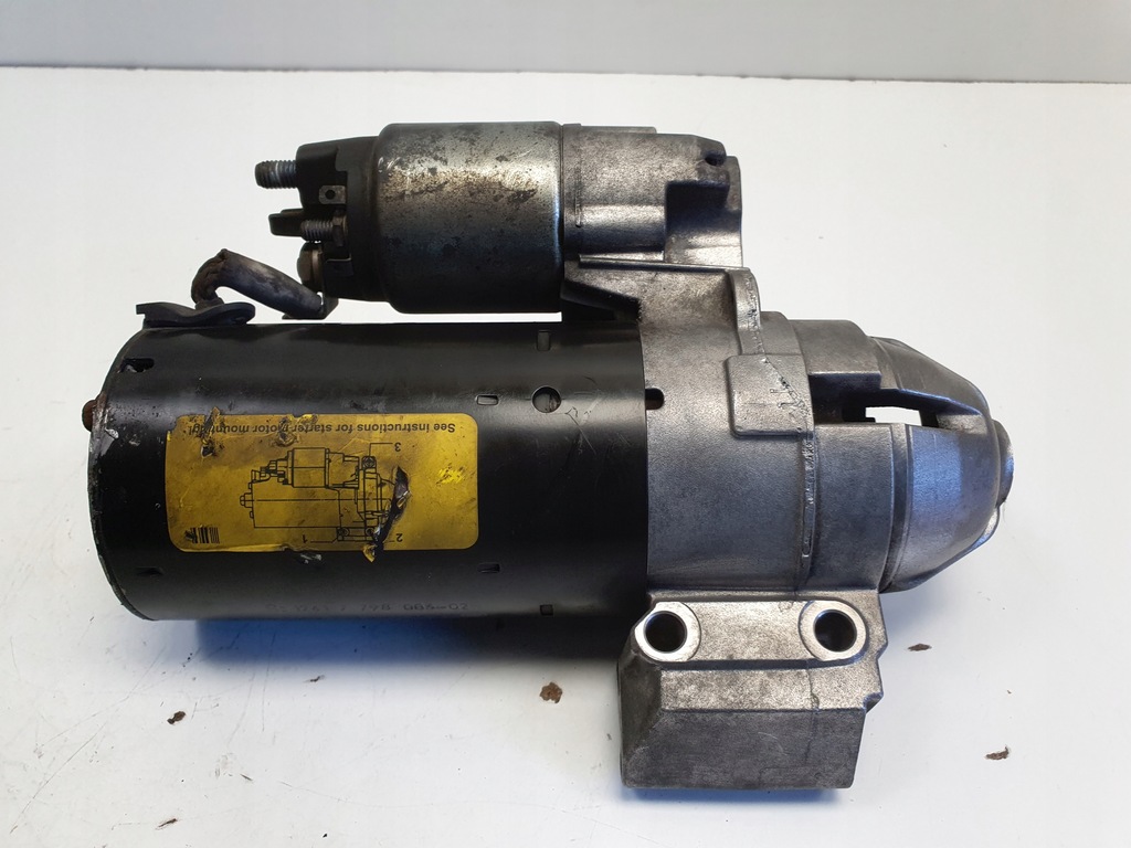 BMW E87 E90 2.0 D STARTER Bosch 0001139002 Product image