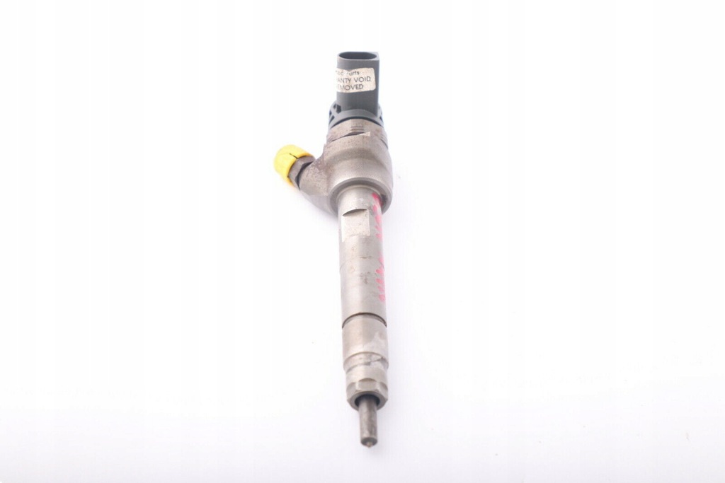 BMW E90 LCI F30 N47N Einspritzdüse 7810702 Product image