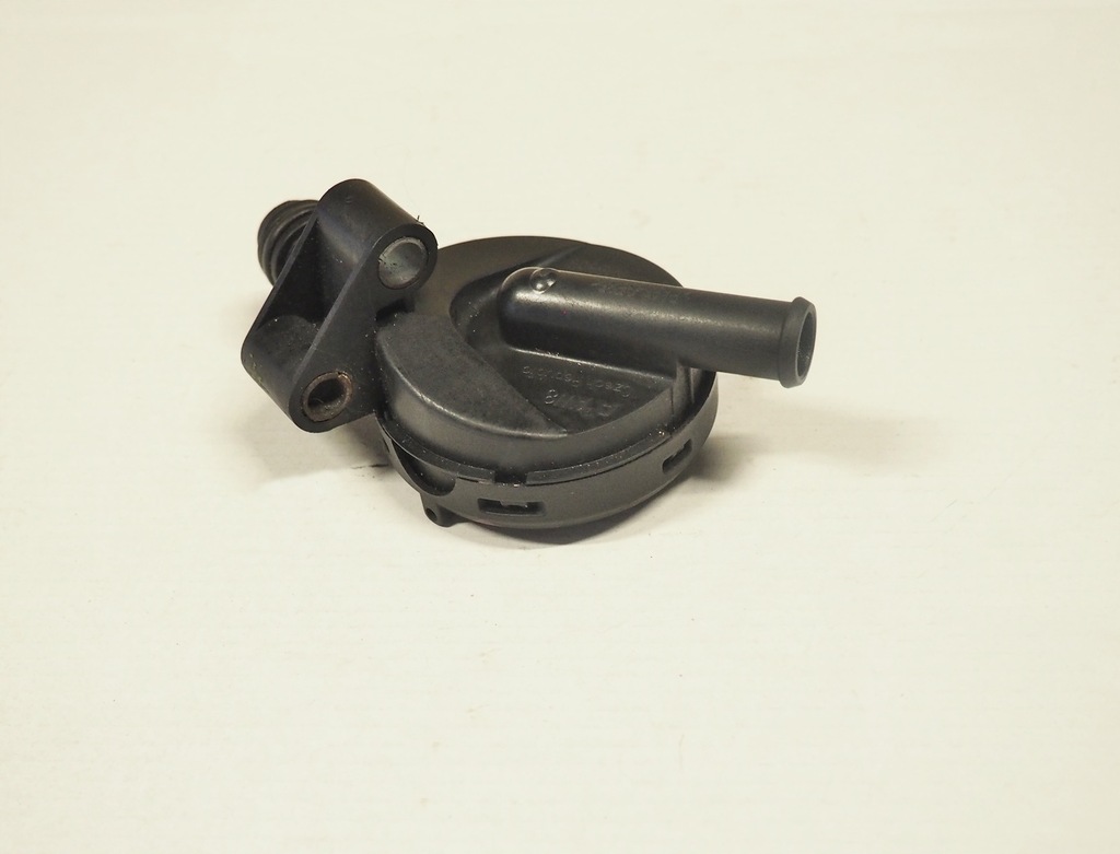 VW Audi Seat Skodaöl -Ölabscheider 03d103765d Product image