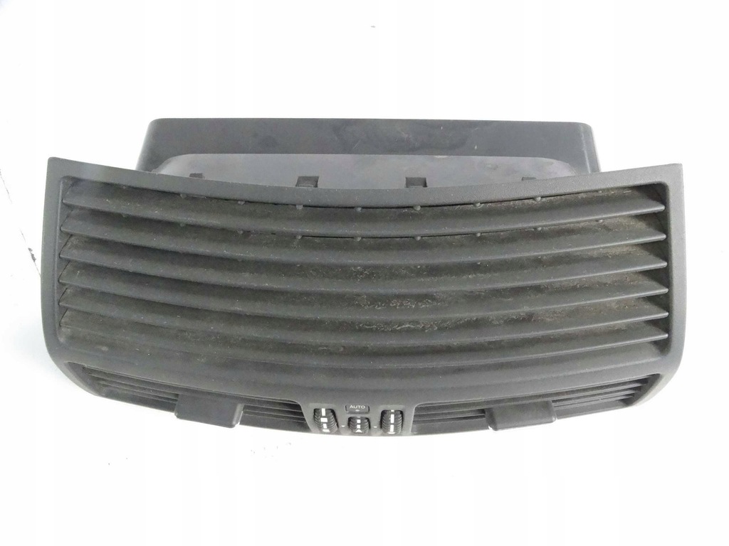 Mercedes S-Klasse W220 CENTER AIR BLADE Product image