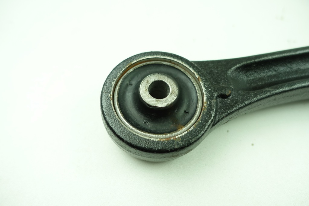 Links vordere Schwingung 8N0407151 8N0407151A 8N0407151d Product image