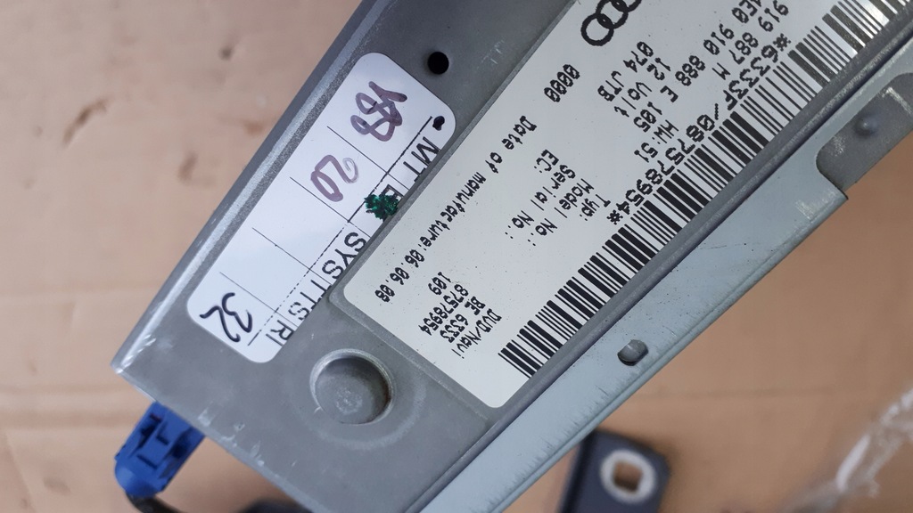 A4 B8 DVD-NAVIGATIONSLESEGERÄT A5 A6 C6 Q7 Product image