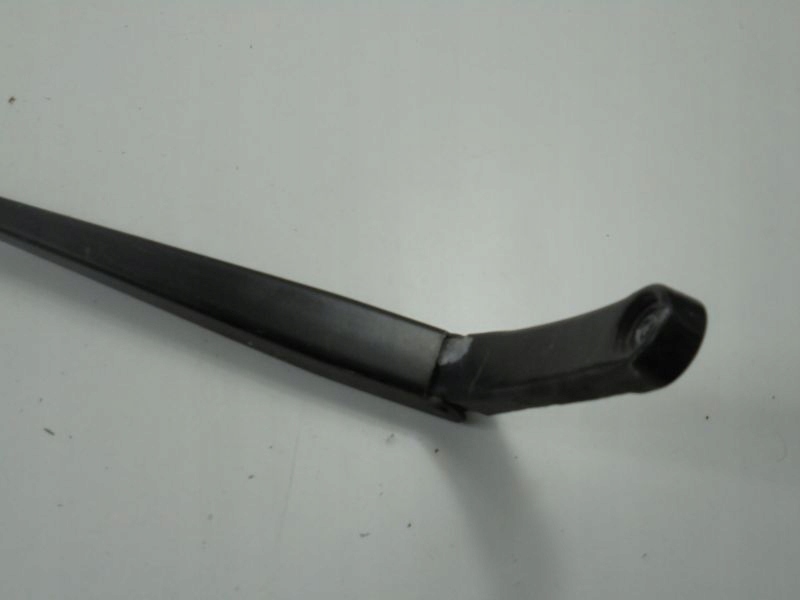 PASSAT B6 WISCHERARM VORNE RECHTS 3C1955410B Product image