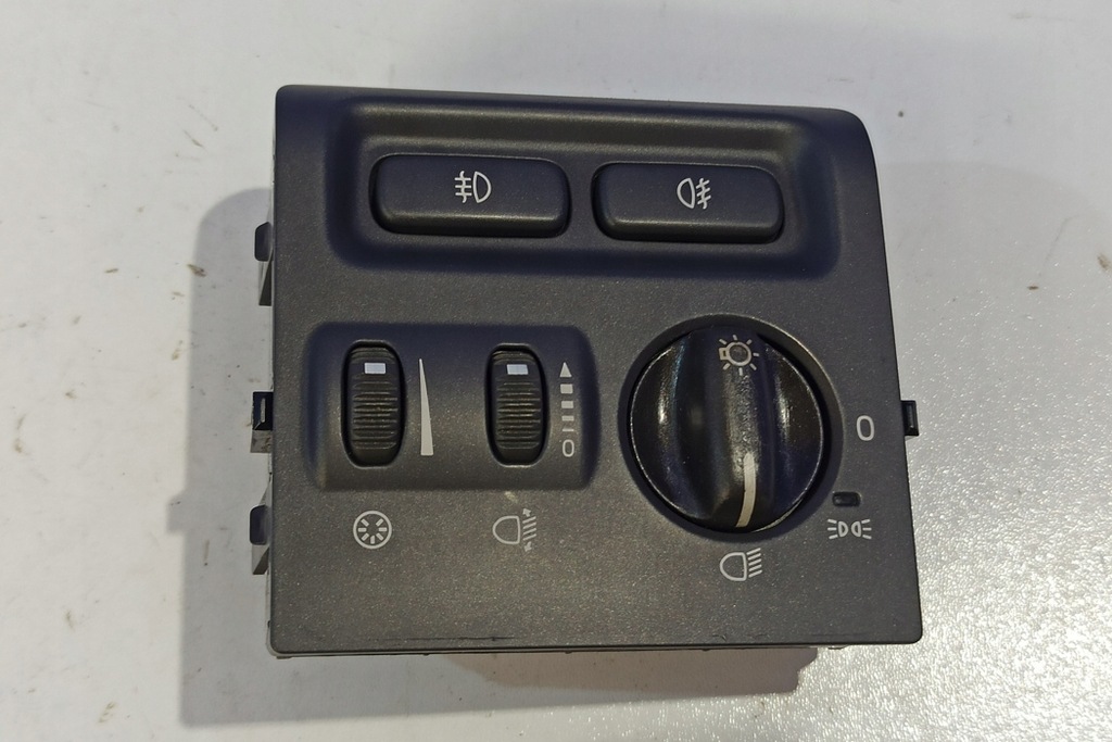 Lichtschalter Volvo S40 I (VS) 30613945 1.6L Benzin 80 kW 2002 Product image