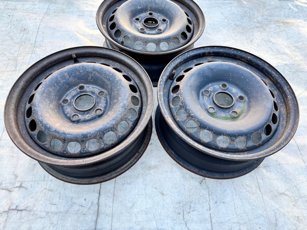 Audi Felge 5x112 15" 6J ET45 141 Product image
