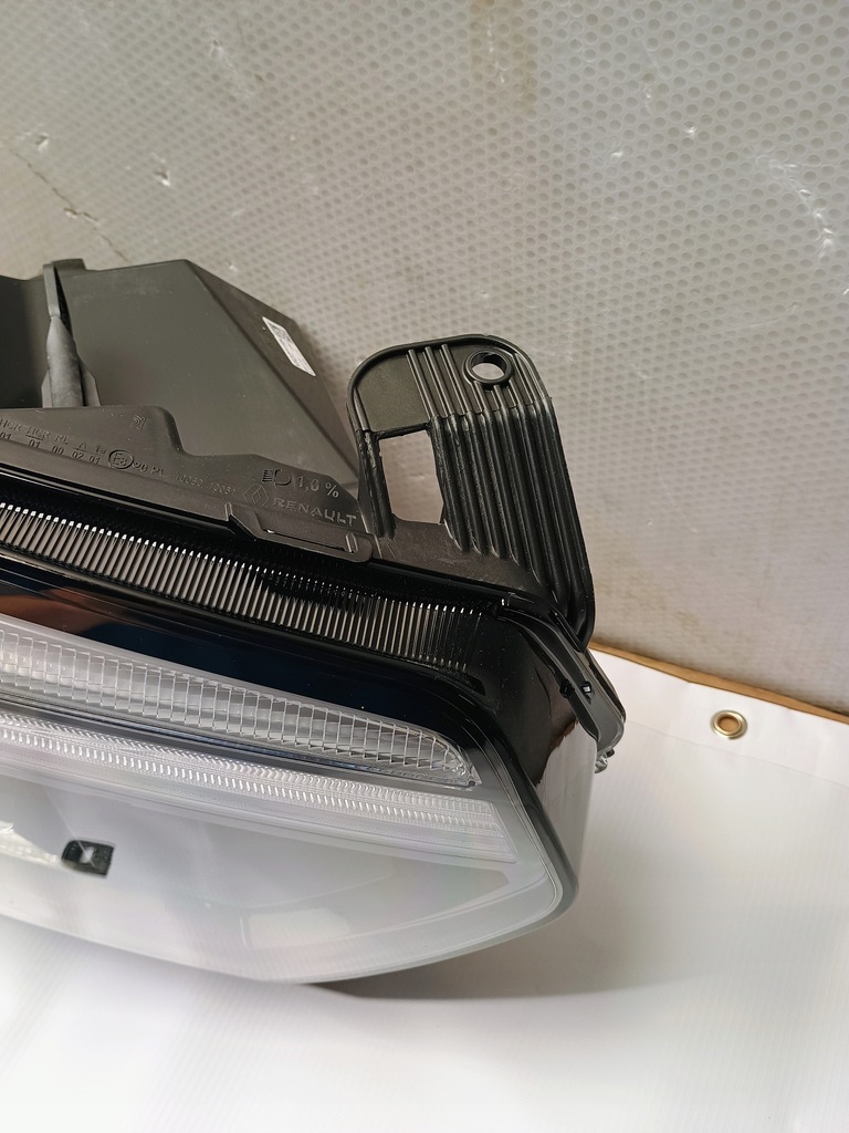 Renault Master IV 4 Law Lampe gewöhnlich + LED 19-260105567 Neues Original Product image