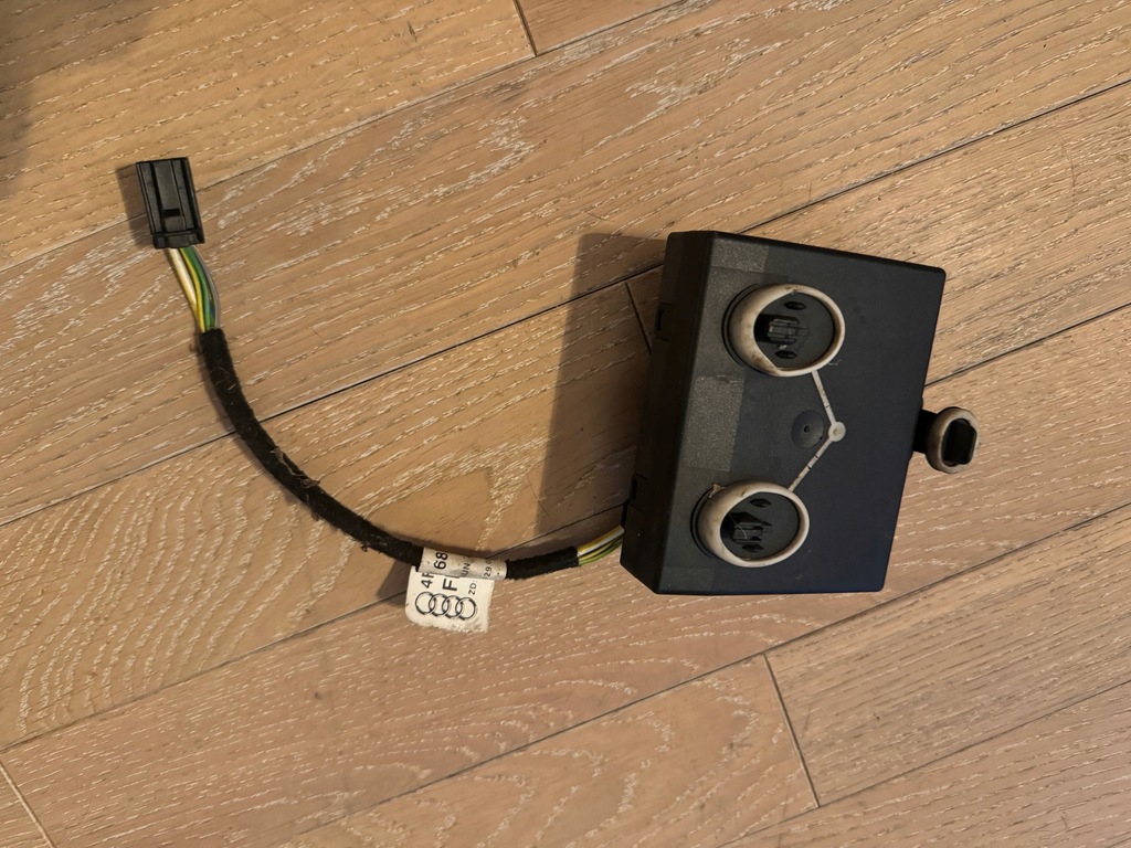 TÜRSTEUERMODUL HINTEN LINKS AUDI A6 C6 LIFT Product image