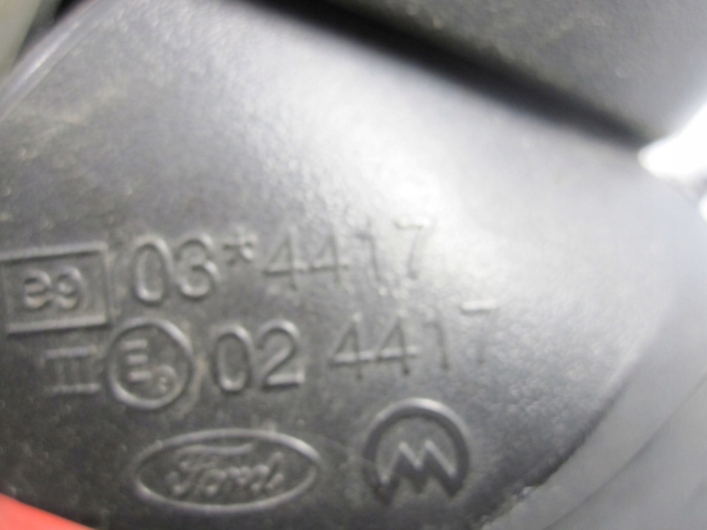 Ford Kuga Mk1 und 10r linker Spiegel E9024417 7 Pin Englisch Product image
