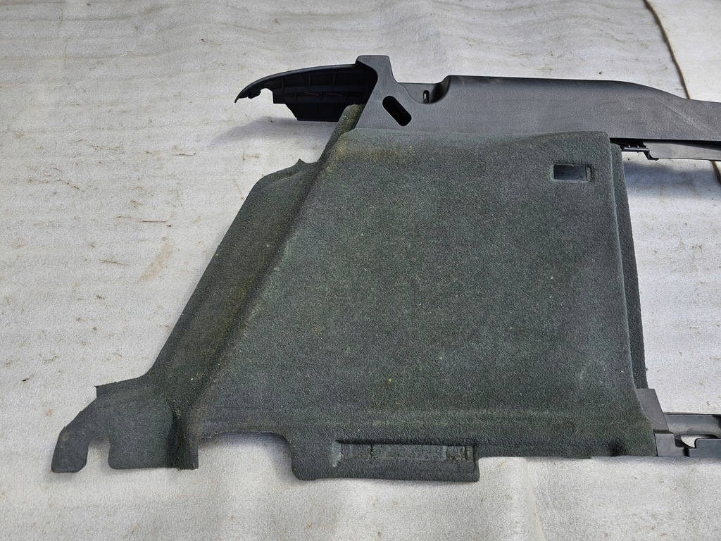 AUDI A4 B8 COMBI POLSTERUNG KOFFERRAUMSEITE, RECHTS 8K9863880 Product image