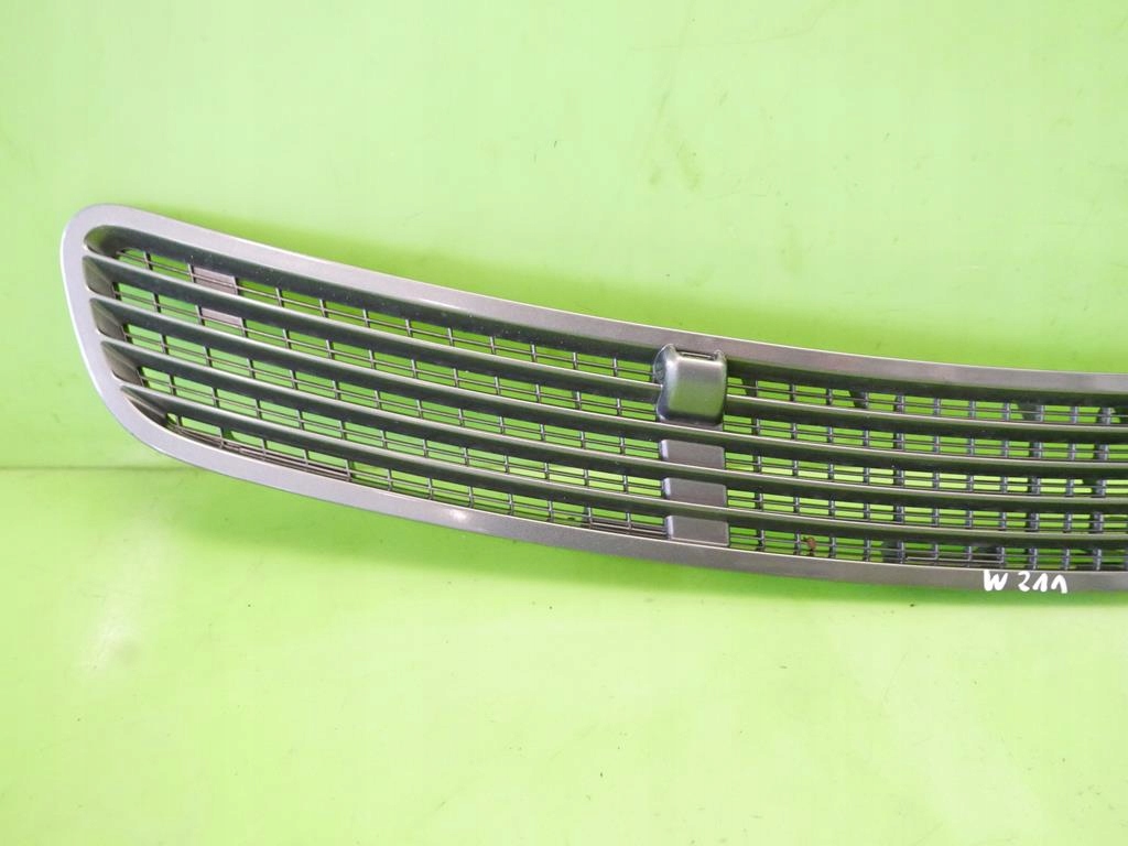 LUFTMASKE ANSAUGGITTER MERCEDES W211 02-06 Product image