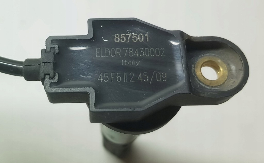 Tauschen Sie die Zündspulen der Ducati Hyperstrada 821 aus Product image