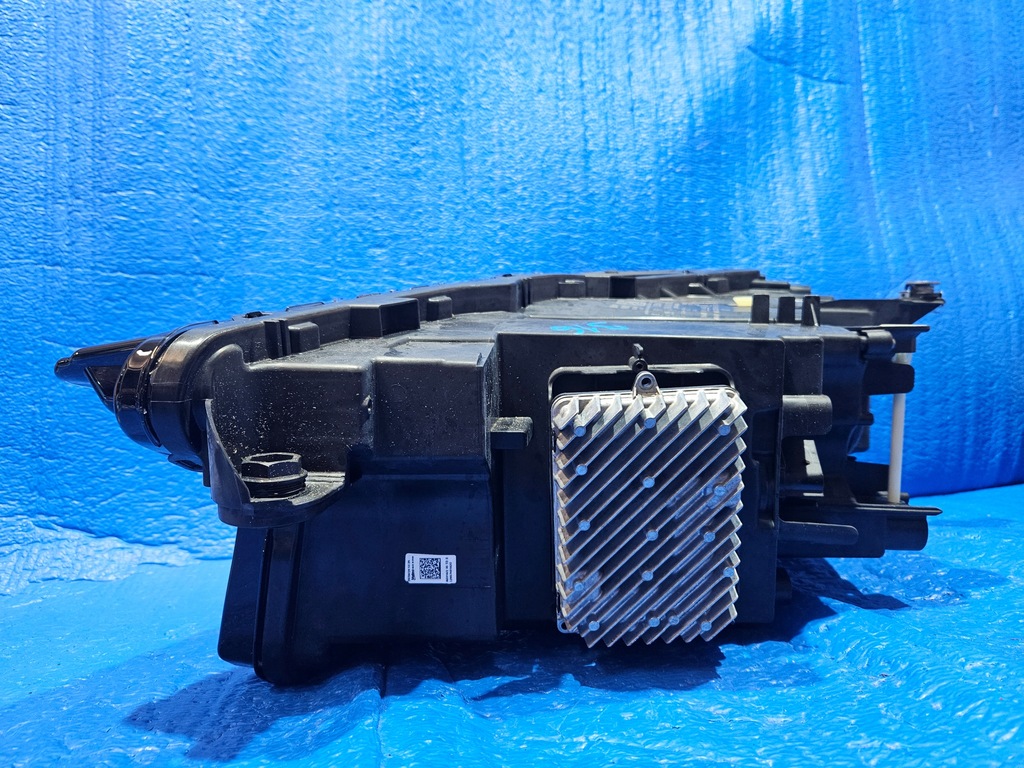 Vorderrechtlich vorne rechts Audi Q4 E-Tron 89A941036m Product image