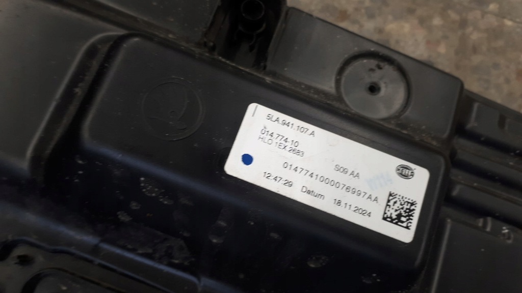 5la941107a Grill Trumpery Front Skoda Enyaq IV Product image