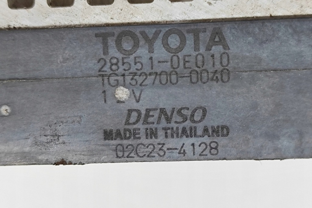 Toyota Hilux 8 AN110 Sticked Candle Control Unit 28551-0E010 2.4d Product image
