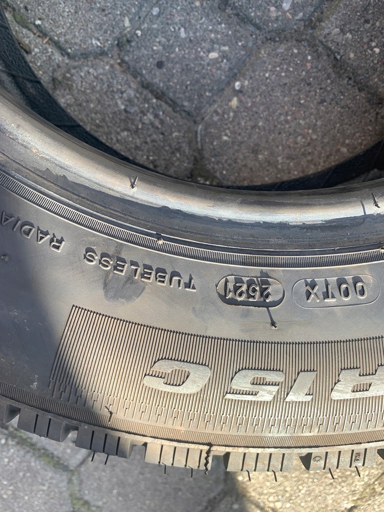1 Stück BFGoodrich Activan Winter 215/65/15 C 8,6 mm Product image