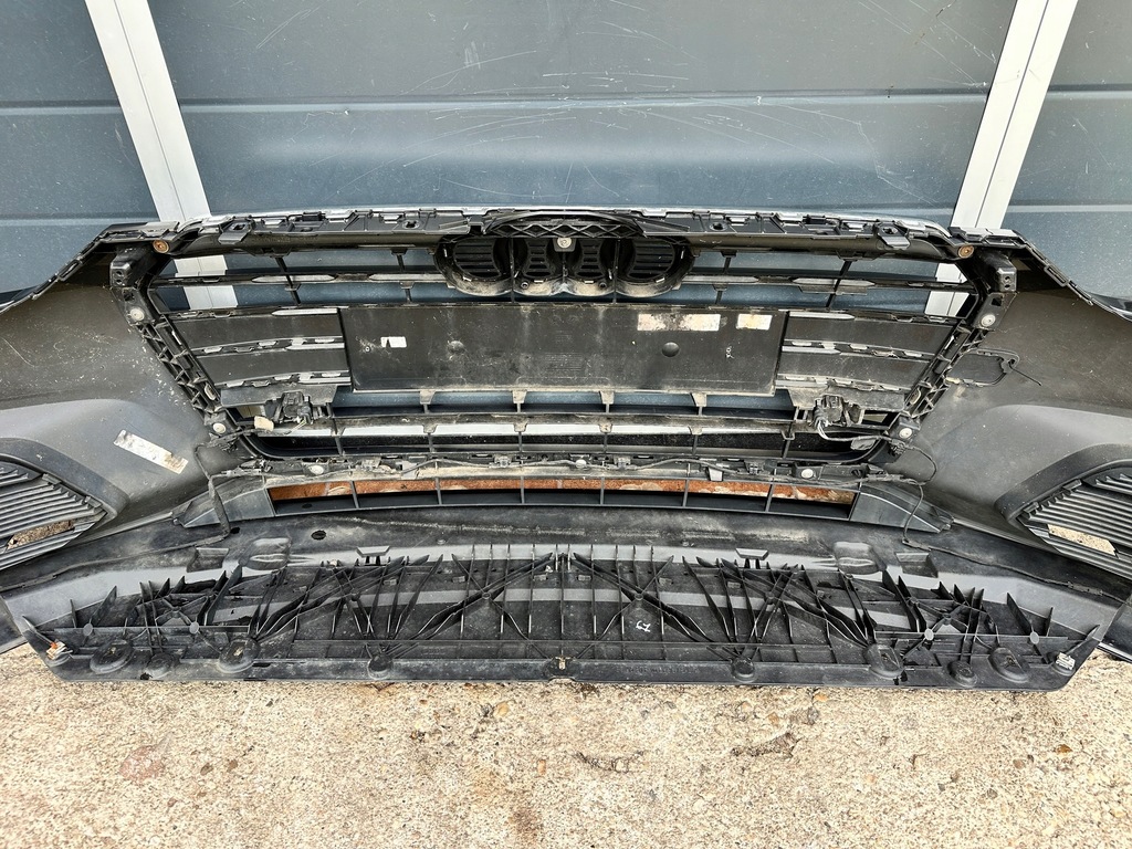 AUDI A5 F5 8W FRONTSTOßSTANGE KOMPLETT GRILL PDC LY9B Product image