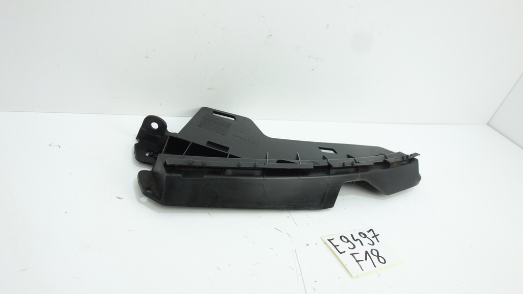 VOLVO V70 S70 2007- SCHIEBE-STOßSTANGENHALTER LINKS VORNE 30796387 Product image