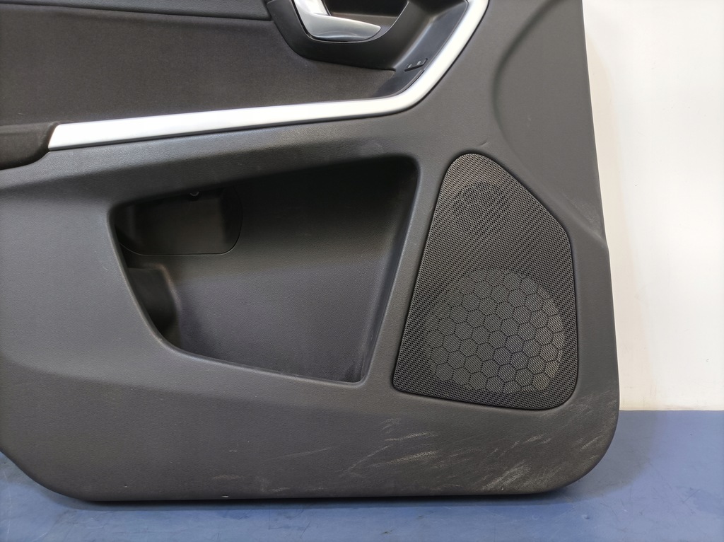 VOLVO XC60 UND TÜRSEITENPOLSTERSATZ Product image