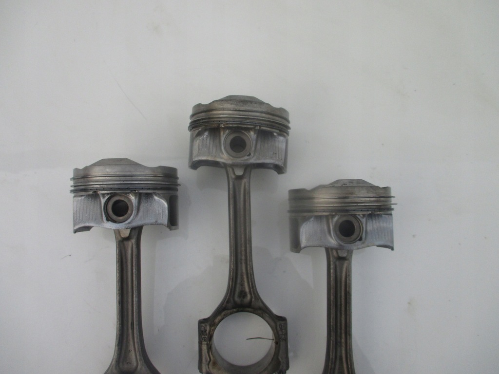 TŁOK KORBOWÓD 1.2 THP PURETECH OPEL PEUGEOT CITROEN Product image