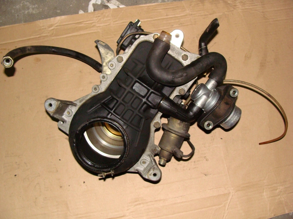 EINSPRITZVERTEILER KE-JET MERCEDES 300E-24 3,0 24V Product image