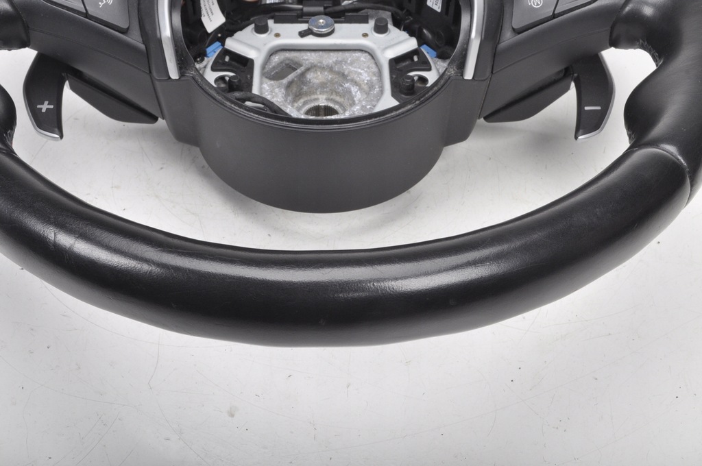 BMW M3 F80 LEDERLENKRAD M PADLE PACK Product image