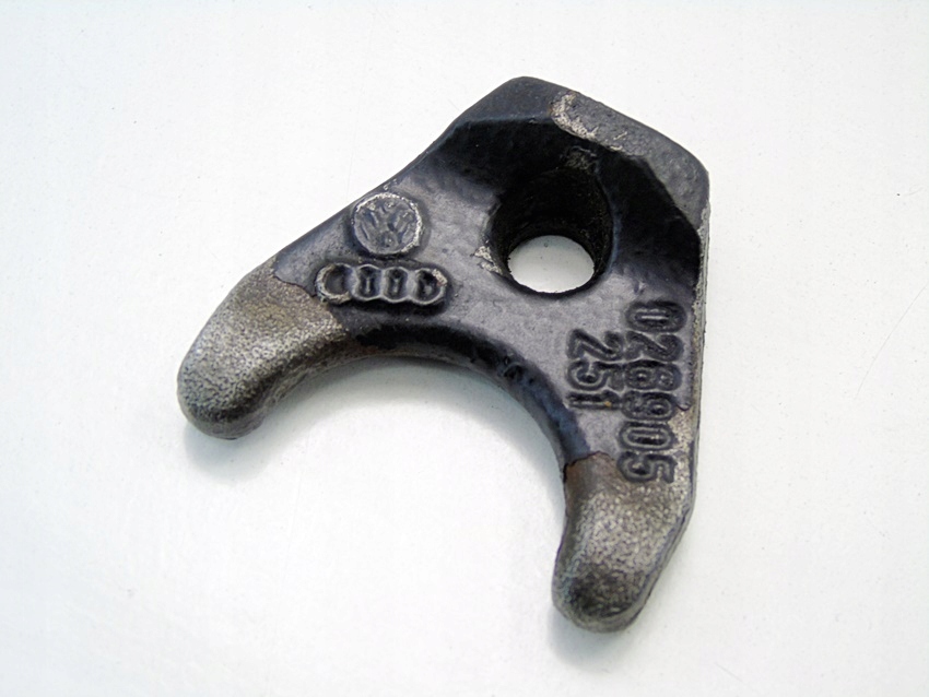 PAW GABELMONTAGE 1,8 20V PASSAT B5 AUDI A4 B5 A6 C4 026905251 Product image