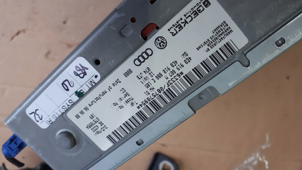 A4 B8 DVD-NAVIGATIONSLESEGERÄT A5 A6 C6 Q7 Product image