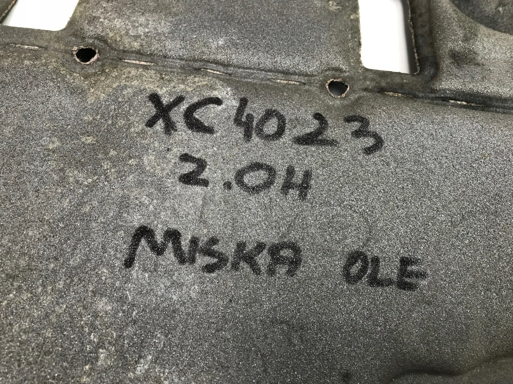 VOLVO XC 40 XC40 2023 2.0 HYBRID-GEHÄUSE-ÖLWANNENABDECKUNG 32335621 Product image