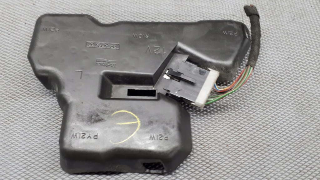 Linker Heckleuchteneinsatz ROVER 200 Product image