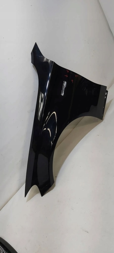 VORDERER KOTFLÜGEL LINKS MERCEDES C-KLASSE W205 A205 ORIGINAL Product image