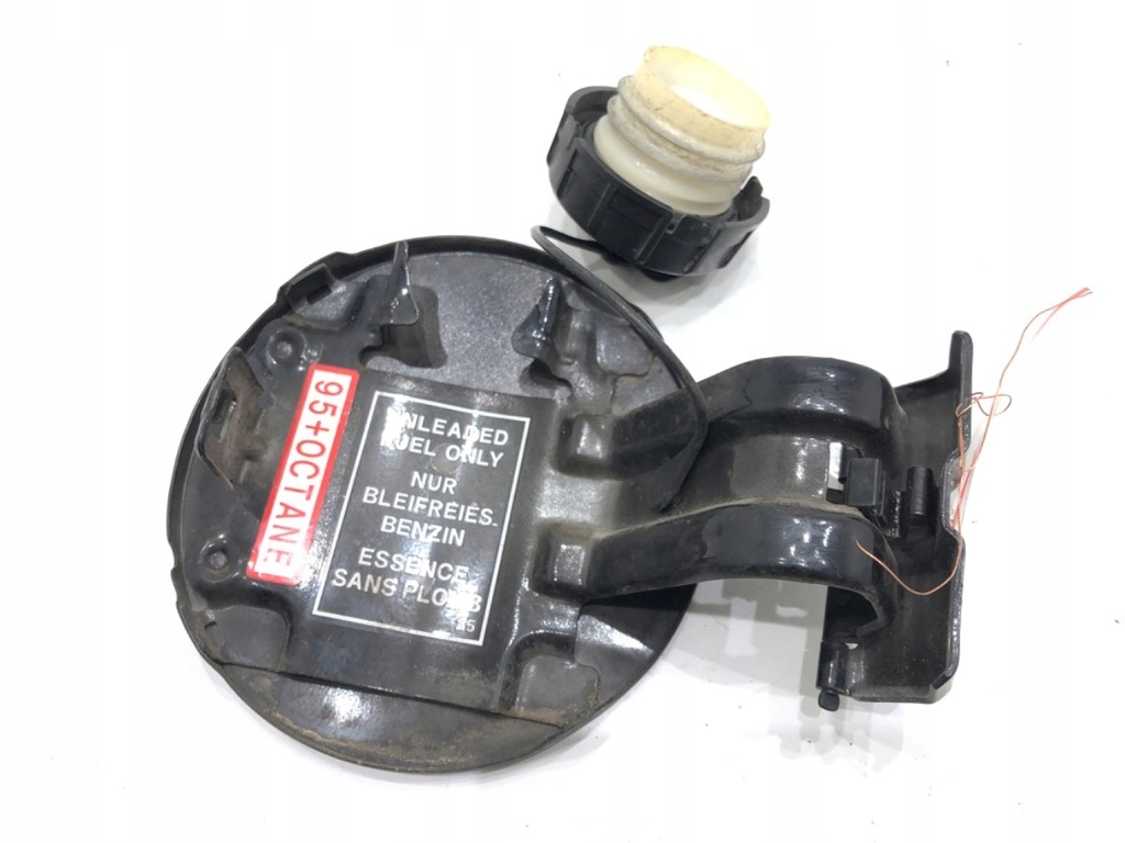 KRAFTSTOFFEINFÜLLKLAPPE MITSUBISHI LANCER VIII Schrägheck Product image